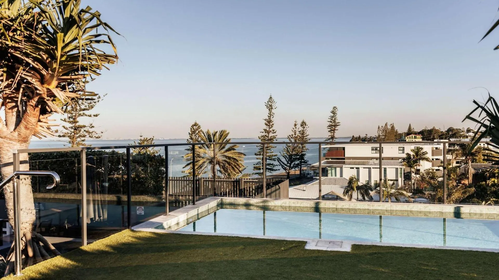 The Sebel Brisbane Margate Beach 4*,